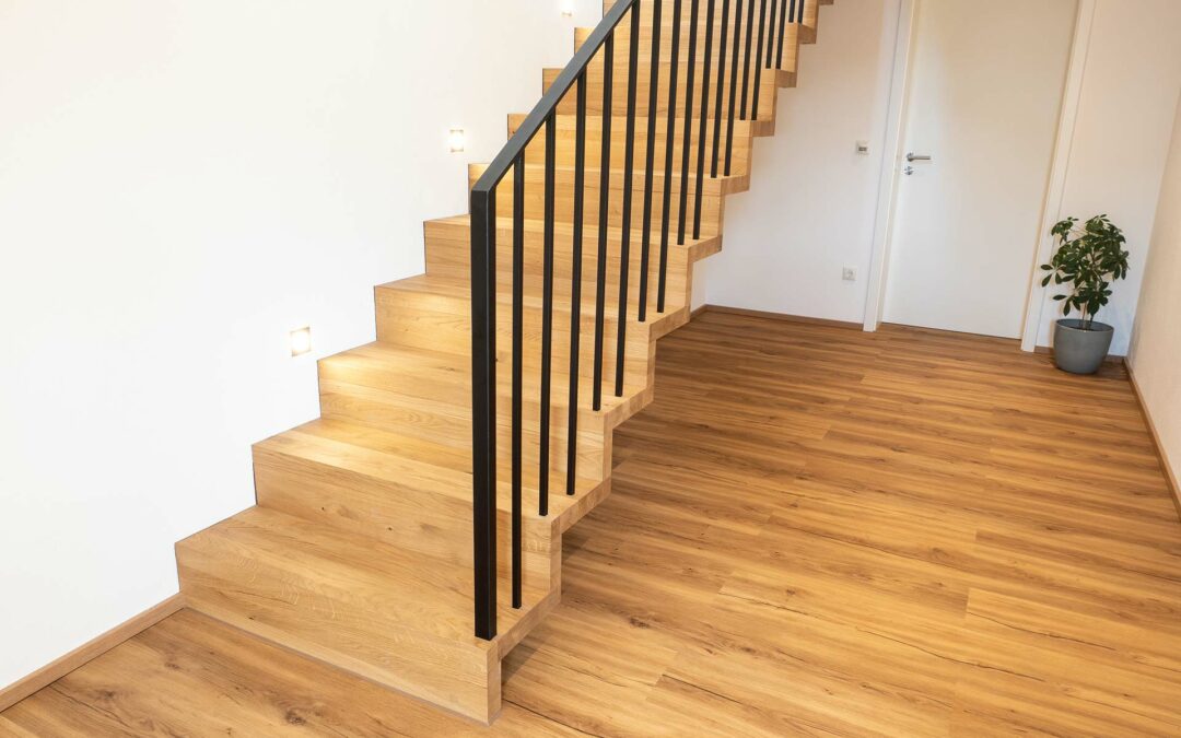 Faltwerktreppe in Eiche